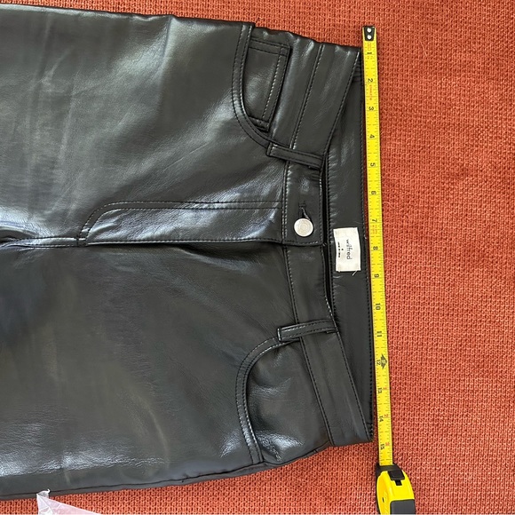 Melina Aritzia Wilfred Leather Pant - Picture 6 of 7